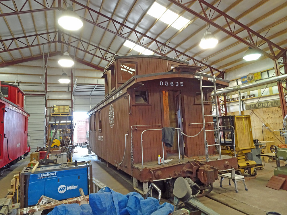 Shot of caboose 05635.jpg