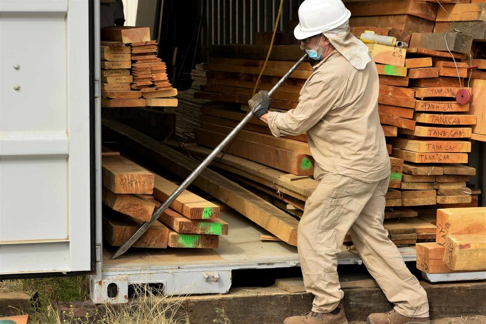 Using the long bar to level some wood into place  (1 of 1).jpg