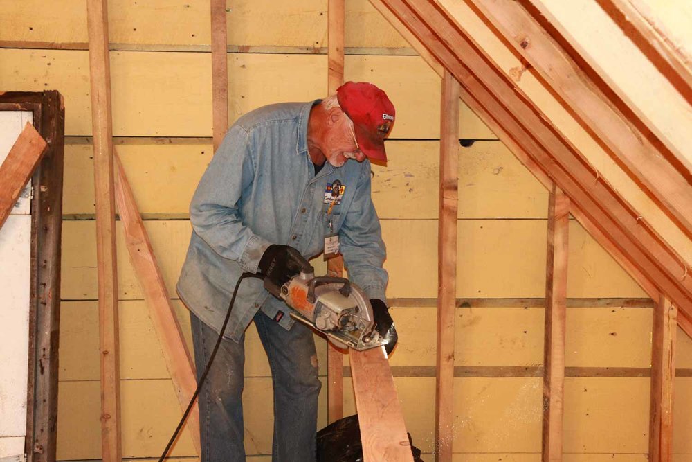 Cutting a length of wood to size (1 of 1).jpg