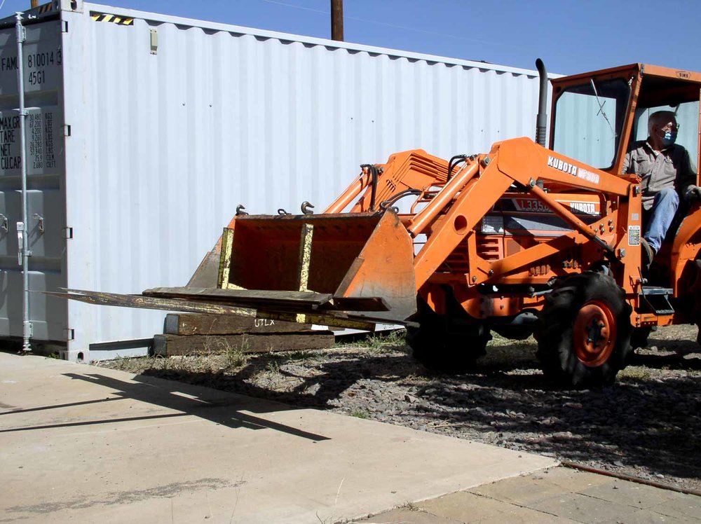 The loader does some lifting (1 of 1).jpg