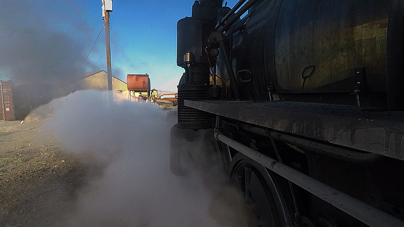 10-03-20locomotive168runninggear.jpg