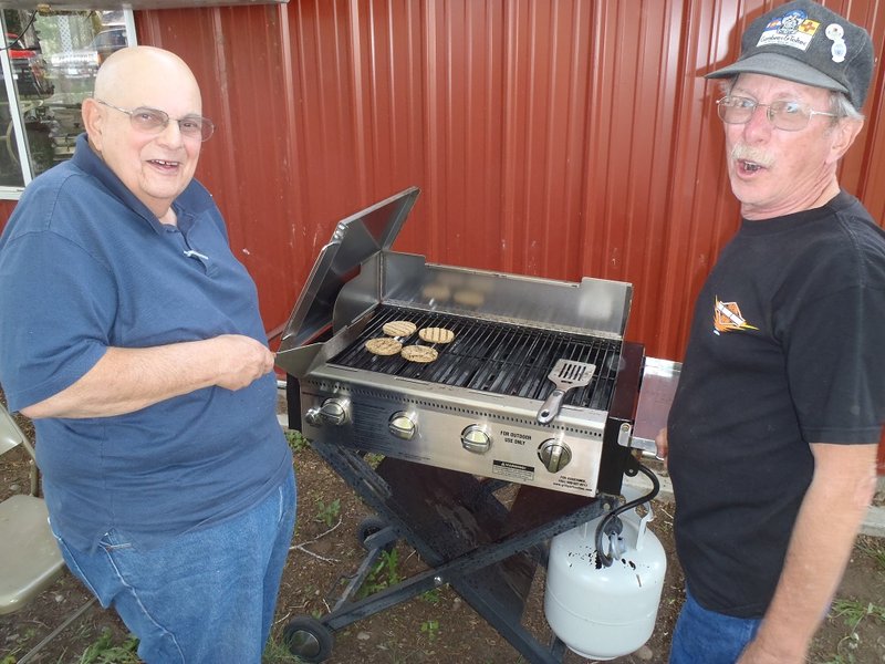 Spero Bettalico and Bob McCain Grillin!.jpg