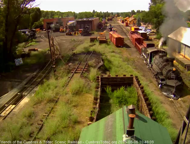 487 heads out of Chama with a short train 8.6.15.jpg