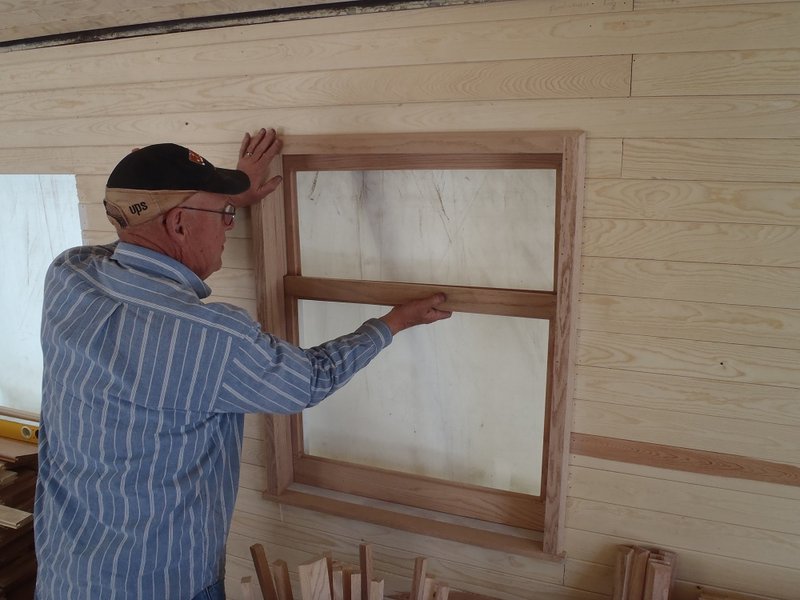 Don Bayer Demonstrating How Oak Frame Window Fits in RPO Car 054.jpg