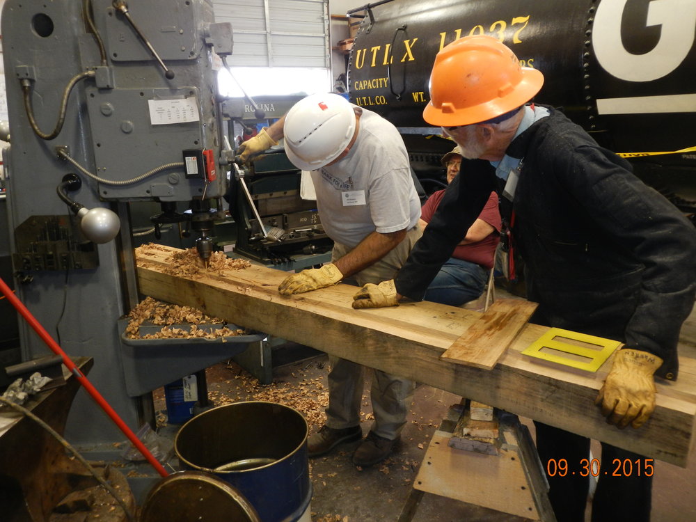 speeding up the mortice nd tenon manufacture - bit grill prs ndforstner bit.JPG