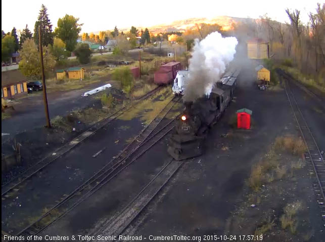 10.24.15 489 brings the second section into Chama yard.jpg