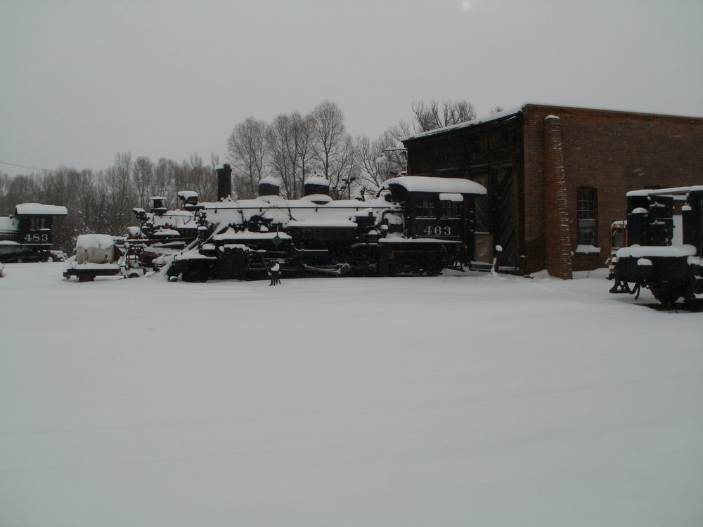 2015 Dec 15 Chama, NM Depot C&TSRR Engine 463.JPG