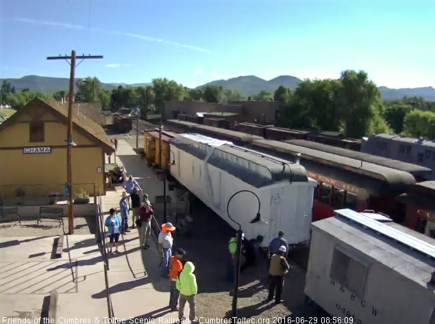 6.29.16 The crew is working the cut lever on the RPO.jpg