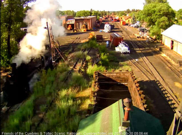 6.30.16 487 has moved to the pit to begin its day.jpg